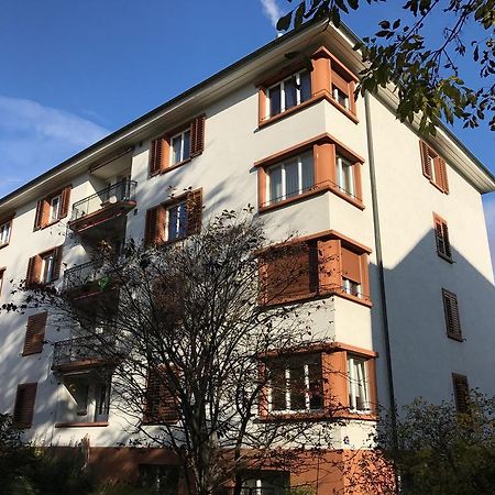 Newly Furnished Apartment in Цюрих Екстериор снимка
