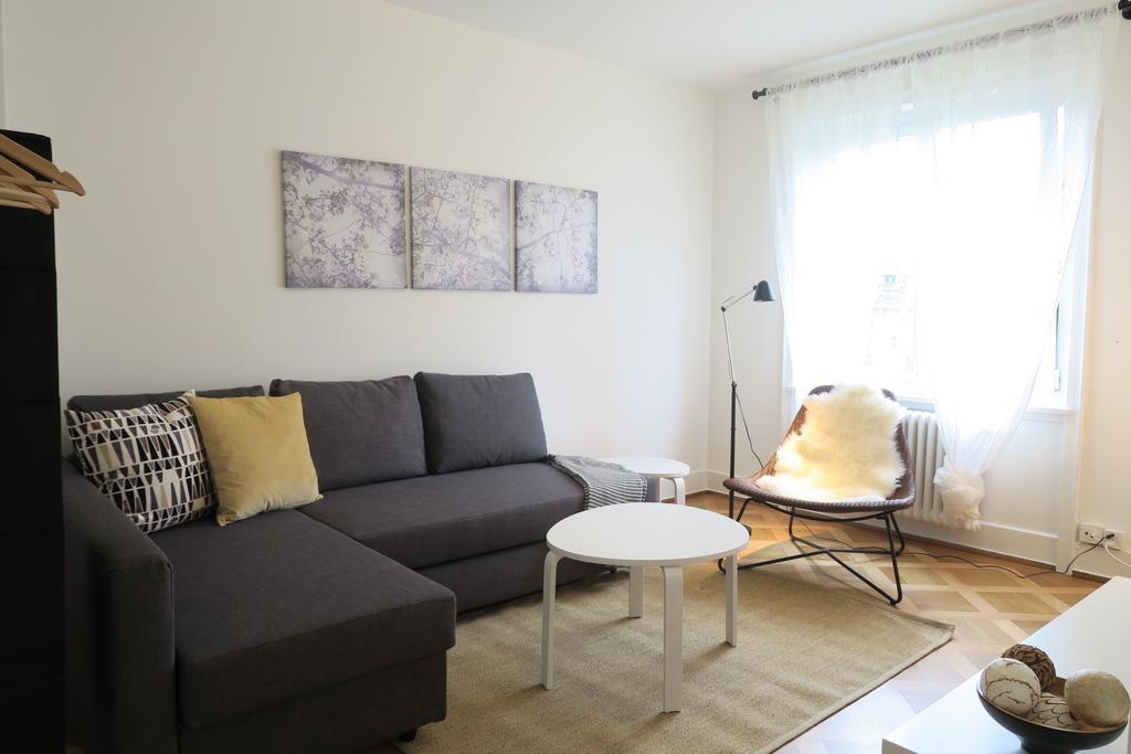 Newly Furnished Apartment in Цюрих Екстериор снимка