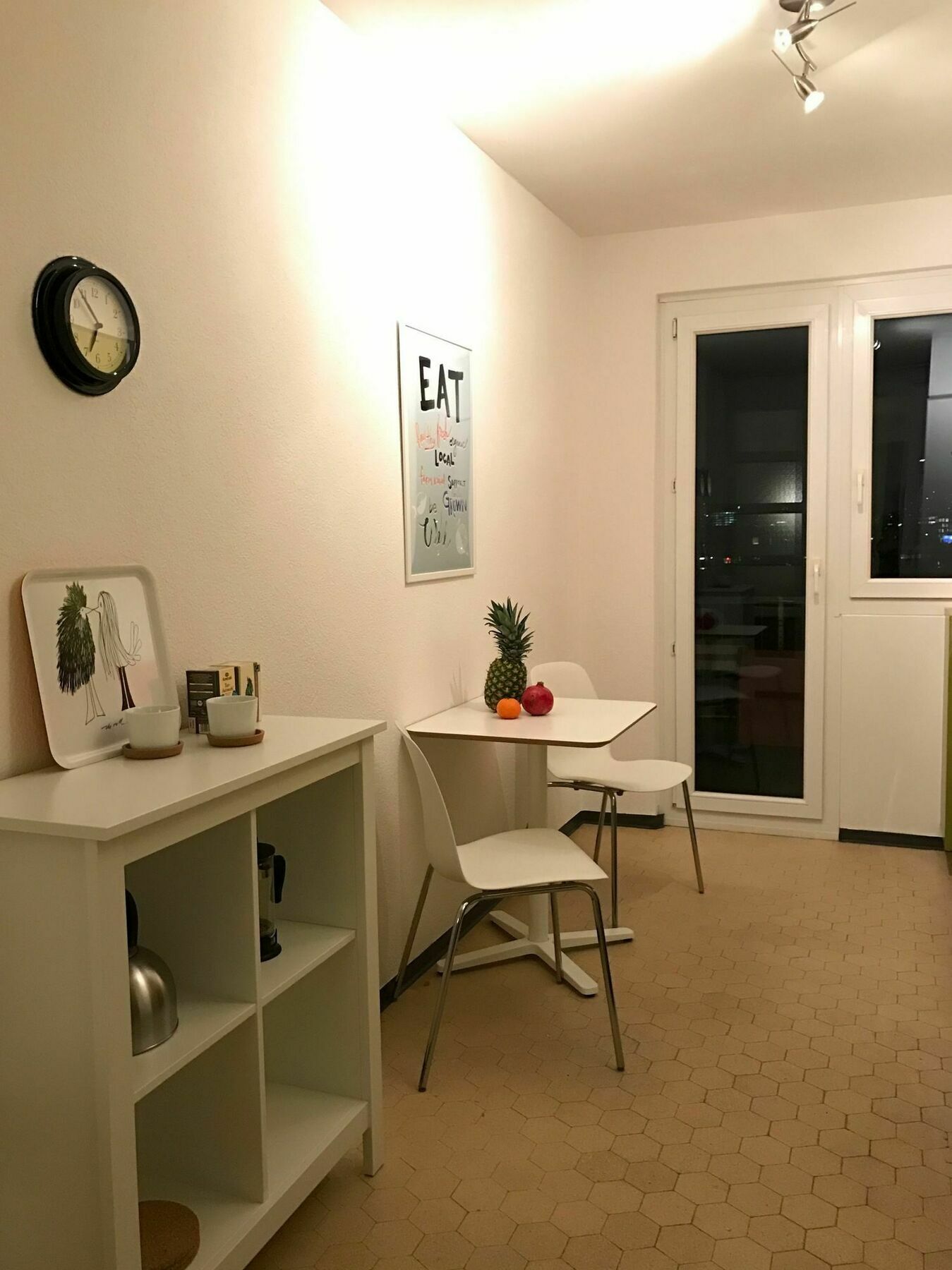 Newly Furnished Apartment in Цюрих Екстериор снимка