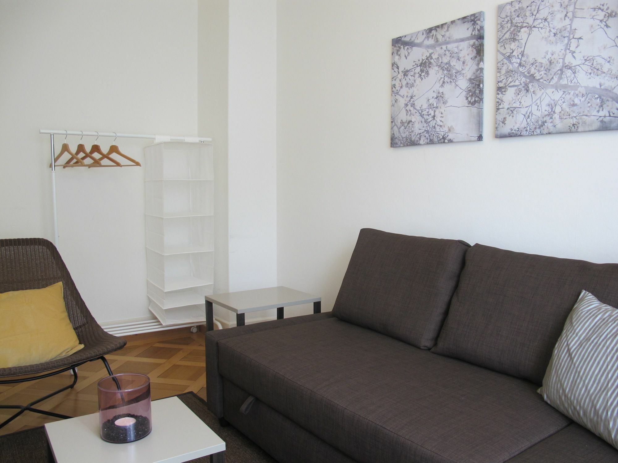 Newly Furnished Apartment in Цюрих Екстериор снимка